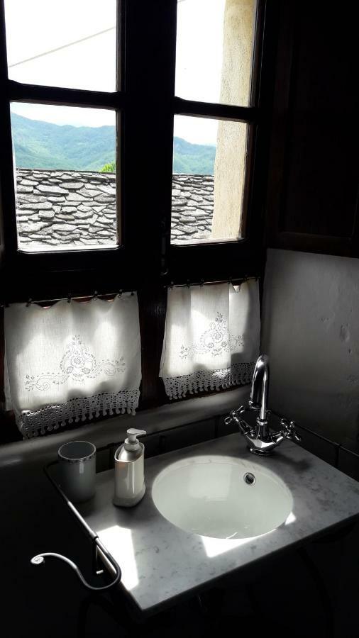 Ca' D'Alfieri Villa Bardi Luaran gambar