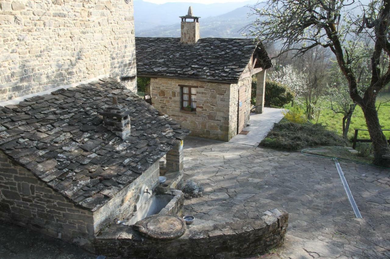 Ca' D'Alfieri Villa Bardi Luaran gambar