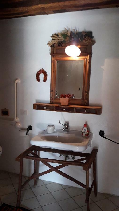 Ca' D'Alfieri Villa Bardi Luaran gambar